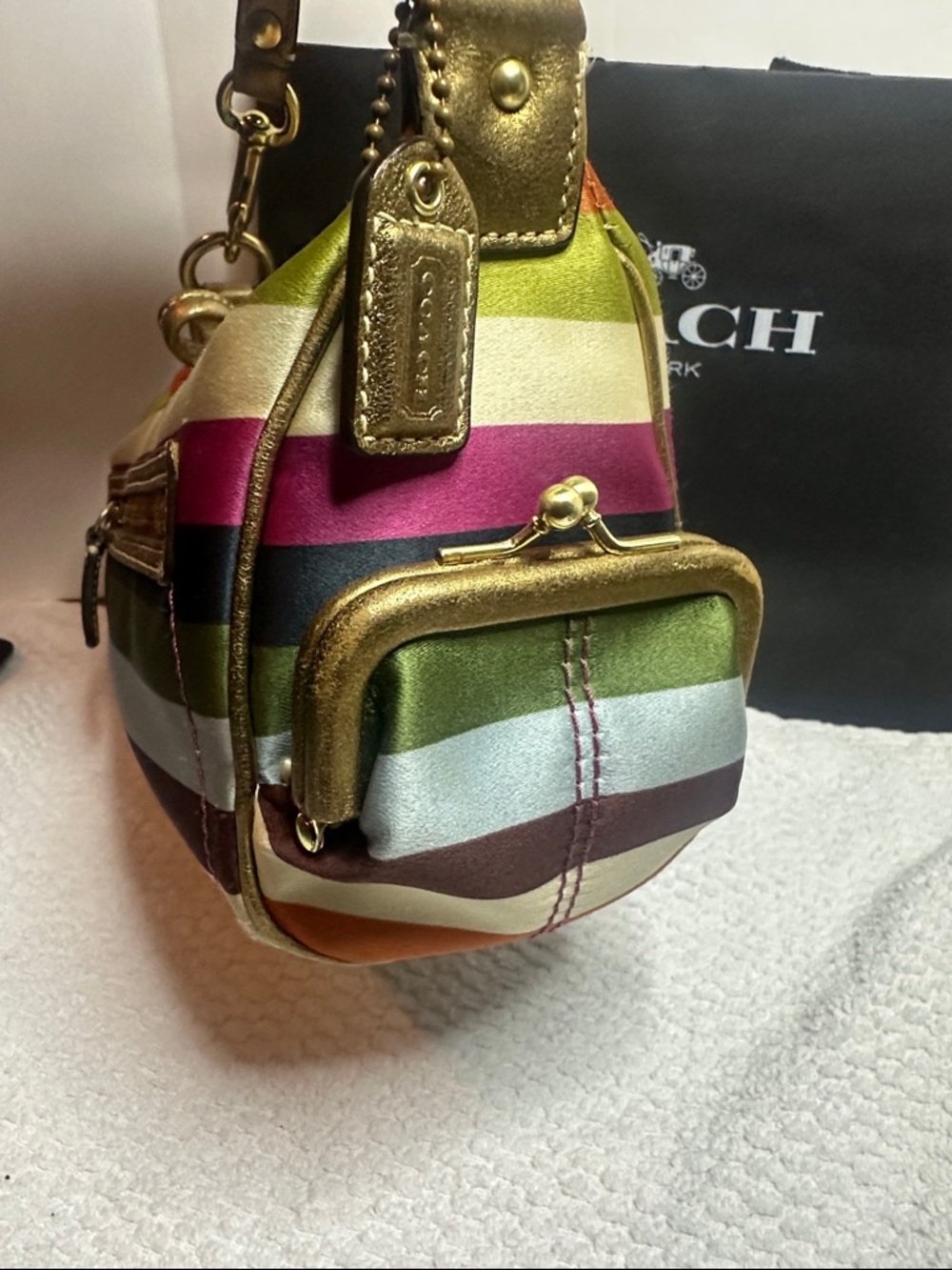 New Listing Coach legacy Striped kiss lock Mini Shoulder Bag in Pink, Green, etc - Picture 3 of 9